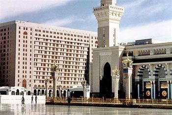 Taiba Suites Madinah Medina Exterior photo The Grand Mosque in Mecca